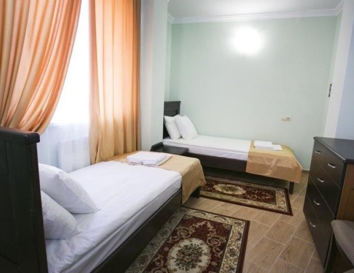 Полулюкс 2-местный 2-комнатный (вид на горы) - Отель «Акра» Сухум