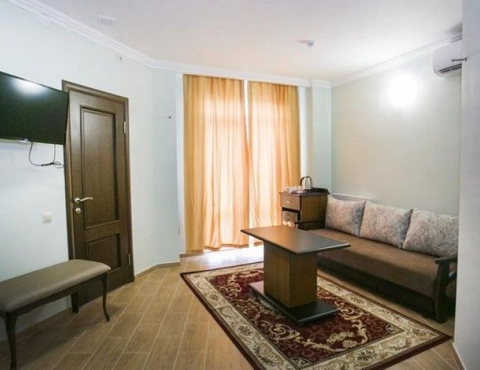 Полулюкс 2-местный 2-комнатный (вид на горы) - Отель «Акра» Сухум